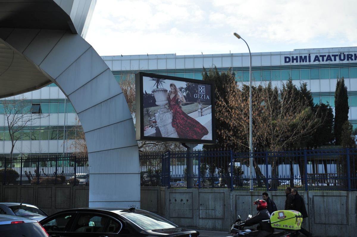 Durukan Advertising Ataturk Airport Sign A-08